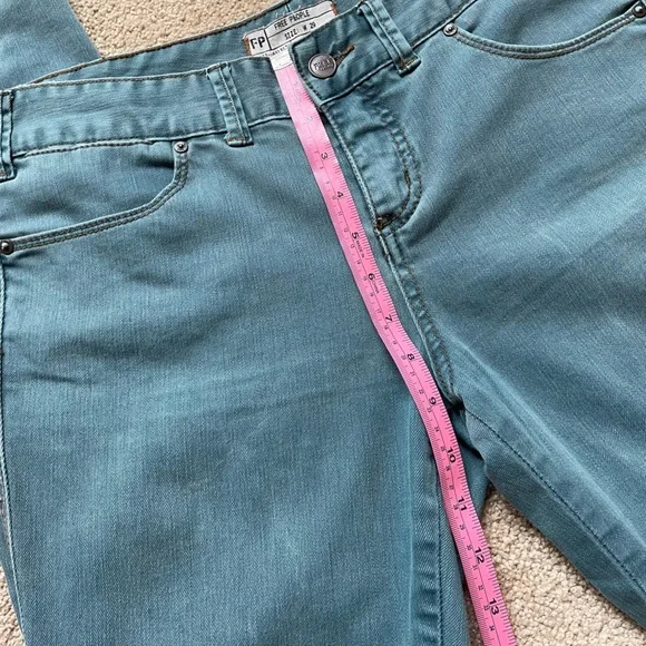 Free People Women’s 29 Faded Teal Mid-Rise Skinny Jeans - Picture 11 of 11